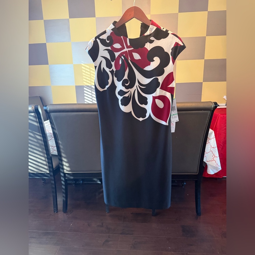 Nine West - Elegant Black,white and Red Patterned Dress